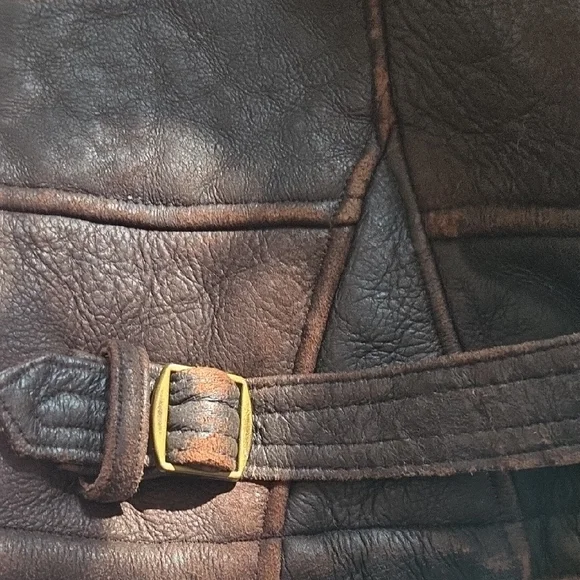 Men's Brown Leather Vest - Picture 10 of 10